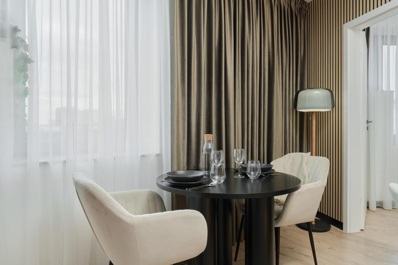 Wroclavia Apartments Dyrekcyjna By Noclegi Renters Wrocław Eksteriør billede