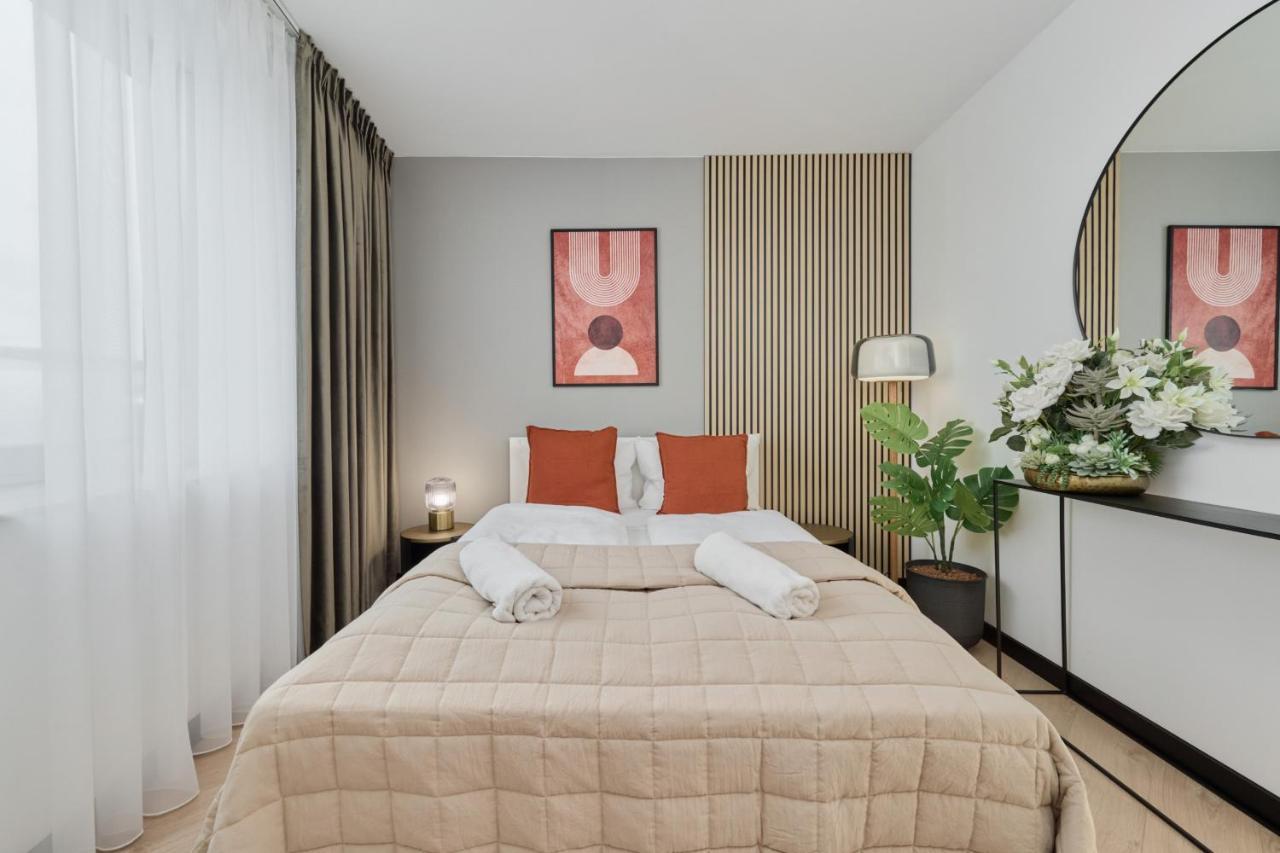 Wroclavia Apartments Dyrekcyjna By Noclegi Renters Wrocław Eksteriør billede
