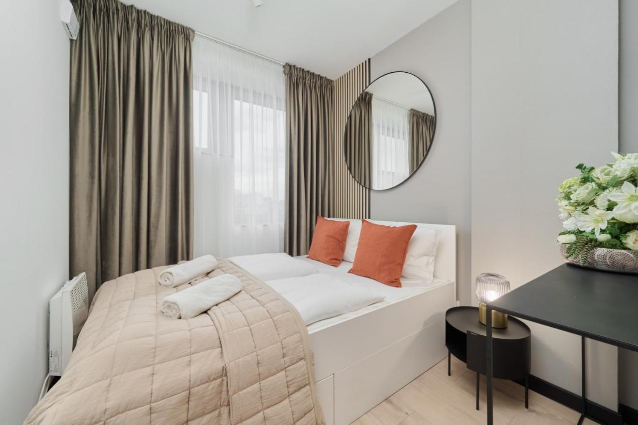 Wroclavia Apartments Dyrekcyjna By Noclegi Renters Wrocław Eksteriør billede