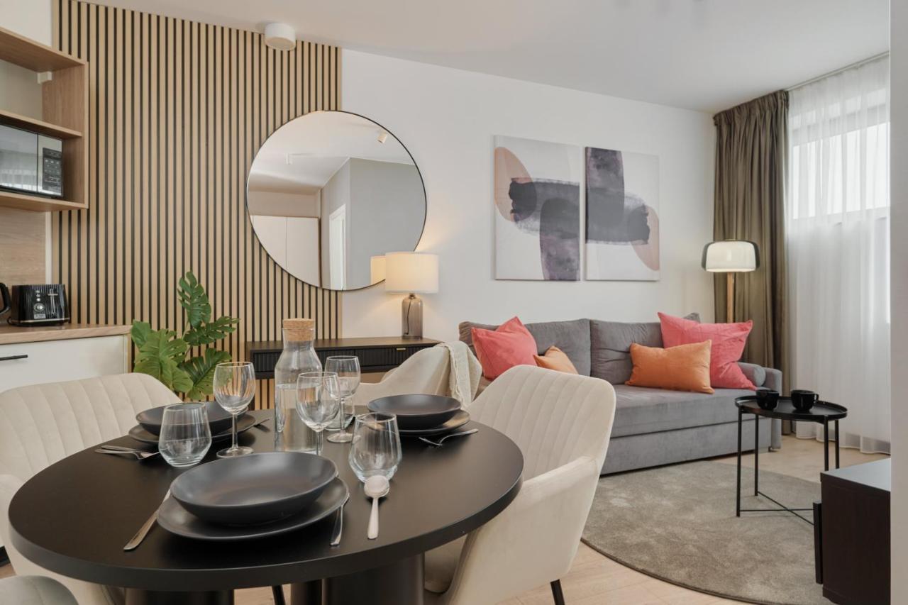 Wroclavia Apartments Dyrekcyjna By Noclegi Renters Wrocław Eksteriør billede