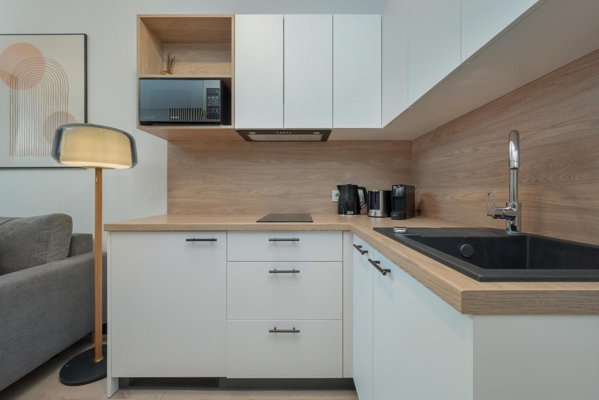 Wroclavia Apartments Dyrekcyjna By Noclegi Renters Wrocław Eksteriør billede