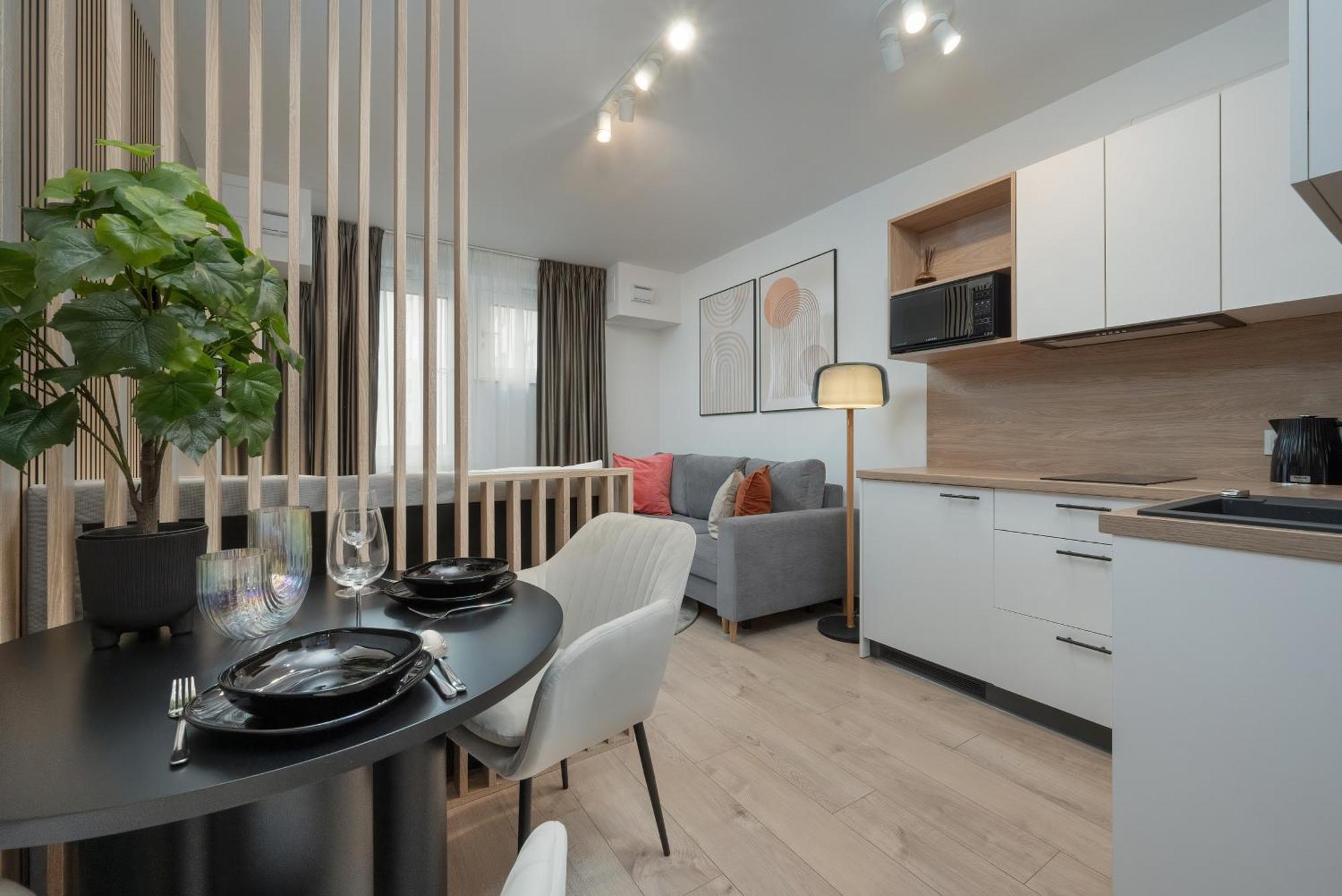 Wroclavia Apartments Dyrekcyjna By Noclegi Renters Wrocław Eksteriør billede